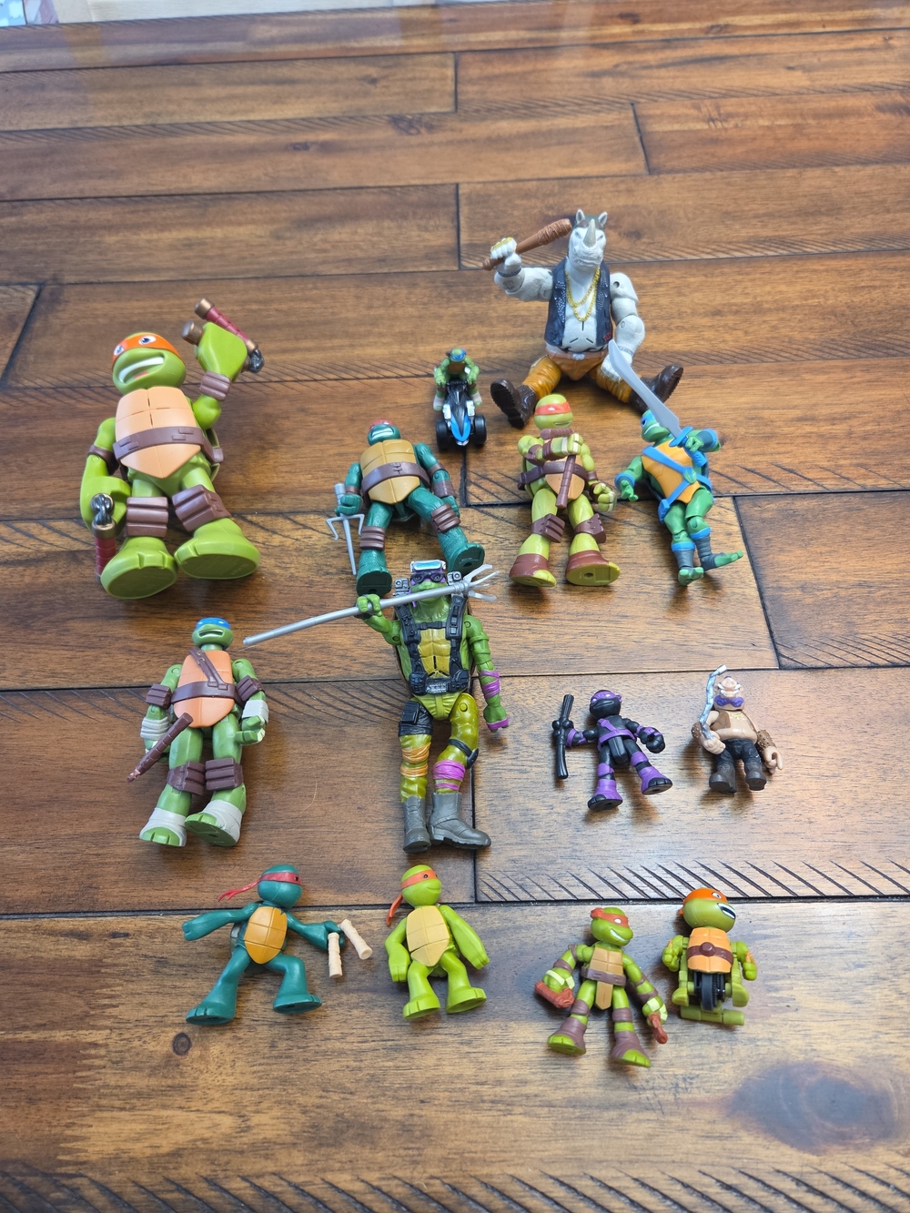 Lot of 14 Teenage Mutant Ninja Turtles TMNT Action Figures Playmates Misc Sizes